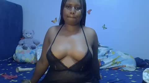 Snapshot of prettymel1 chatting on 24, 3, 2026 prettymel1 online show from 24, 3, 2026