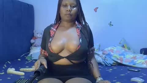 Snapshot of prettymel1 chatting on 6, 4, 2026 prettymel1 online show from 6, 4, 2026