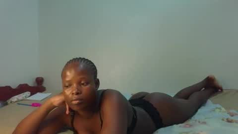 Snapshot of prettymelly_ chatting on 19, 4, 2026 Melly online show from 19, 4, 2026
