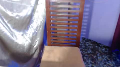 SHIELA MAE online show from 17, 1, 2025