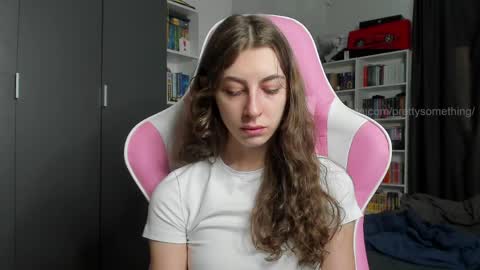 Sophie  next stream will be at Monday  i will wait you guys  online show from 27, 3, 2026