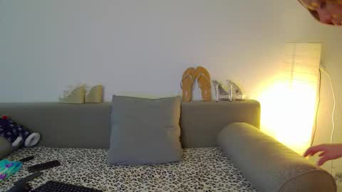 prettyvanessa online show from 19, 10, 2025