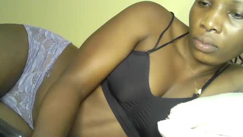 Snapshot of prettyvish chatting on 19, 7, 2026 prettyvish online show from 19, 7, 2026