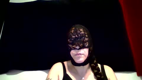 prettywetcream online show from 11, 3, 2026
