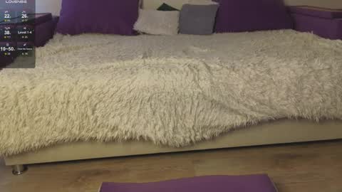 Snapshot of prettyyy_kitty chatting on 11, 4, 2026 Kitty online show from 11, 4, 2026