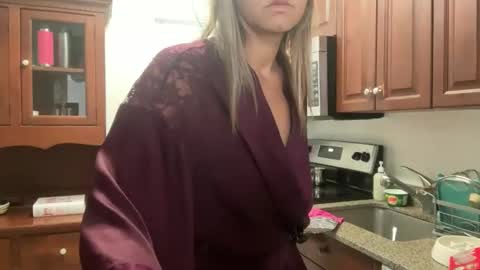 prettyyykittyyy22 online show from 8, 2, 2026