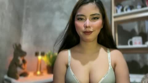 Snapshot of pricelessbeautyxxx chatting on 27, 6, 2026 TINA online show from 27, 6, 2026