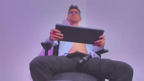 Snapshot of prince1_dark chatting on 21, 11, 2025 Deivid online show from 21, 11, 2025