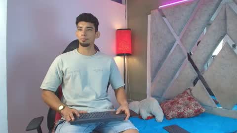 Snapshot of prince_arthur77 chatting on 18, 4, 2026 prince_arthur77 online show from 18, 4, 2026