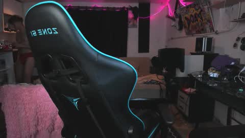 Snapshot of prince_nik chatting on 28, 11, 2025 prince online show from 28, 11, 2025