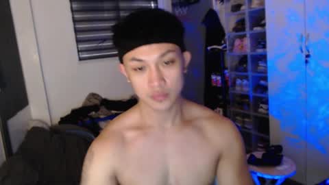 Snapshot of princeadrianx chatting on 2, 4, 2026 Prince Adrian online show from 2, 4, 2026