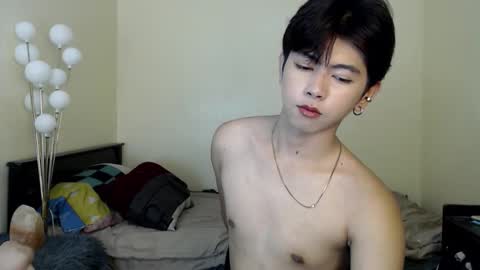 Snapshot of princecalix chatting on 8, 10, 2025 princecalix online show from 8, 10, 2025