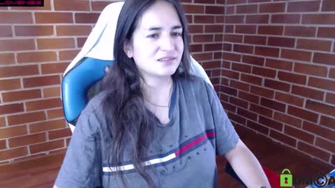 Snapshot of princesa_leia_zathur chatting on 22, 10, 2025 Leia online show from 22, 10, 2025