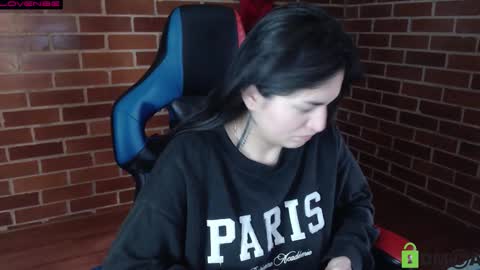 Snapshot of princesa_leia_zathur chatting on 25, 10, 2025 Leia online show from 25, 10, 2025