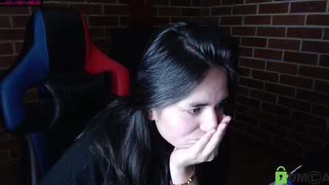 Snapshot of princesa_leia_zathur chatting on 1, 11, 2025 Leia online show from 1, 11, 2025