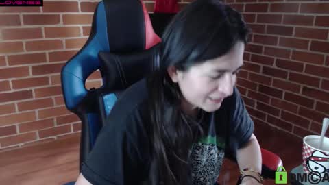 Snapshot of princesa_leia_zathur chatting on 2, 11, 2025 Leia online show from 2, 11, 2025