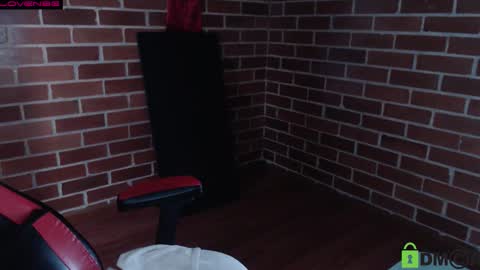 Snapshot of princesa_leia_zathur chatting on 4, 11, 2025 Leia online show from 4, 11, 2025