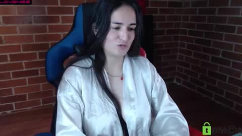 Snapshot of princesa_leia_zathur chatting on 2, 12, 2025 Leia online show from 2, 12, 2025