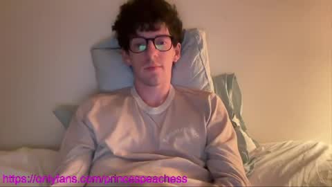 Snapshot of princespeaches chatting on 26, 4, 2026 Peaches online show from 26, 4, 2026