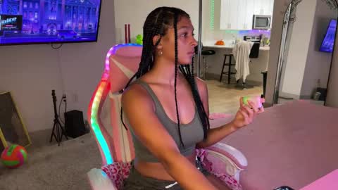 Cece  NEXT LIVESTREAM -- DEC. 4th  7 PM CST online show from 27, 9, 2025