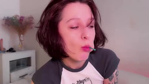 Kristina online show from 18, 2, 2025