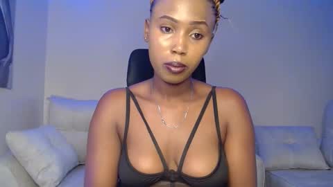 Snapshot of princess_princessa chatting on 13, 2, 2025 princess_princessa online show from 13, 2, 2025