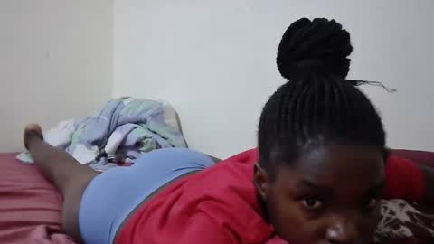 Snapshot of princess_scovia chatting on 2, 3, 2026 princess_scovia online show from 2, 3, 2026