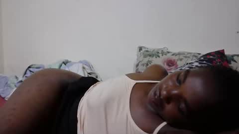 Snapshot of princess_scovia chatting on 13, 3, 2026 princess_scovia online show from 13, 3, 2026