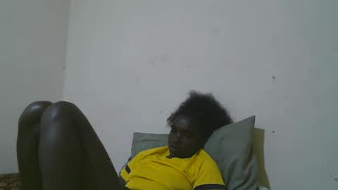 Snapshot of princess_scovia chatting on 8, 4, 2026 princess_scovia online show from 8, 4, 2026