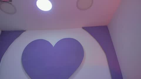 Snapshot of princess_skinny_ chatting on 26, 4, 2026 Mia online show from 26, 4, 2026