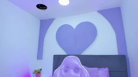 Snapshot of princess_skinny_ chatting on 9, 8, 2026 Mia online show from 9, 8, 2026
