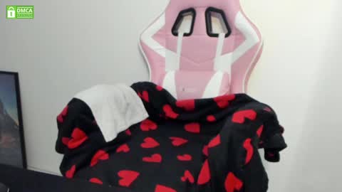 Snapshot of princesse_katey chatting on 6, 2, 2025 miss me check out my YT online show from 6, 2, 2025