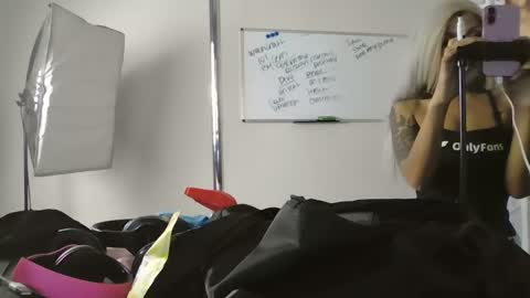 princesskimami online show from 13, 10, 2025