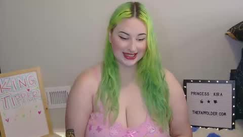 Snapshot of princesskiracb chatting on 10, 10, 2025 Princess Kira online show from 10, 10, 2025