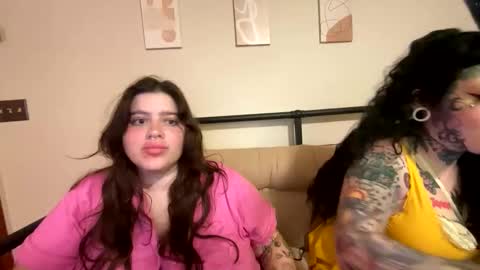 Snapshot of princesslaylaa chatting on 16, 4, 2026 princessviccxo online show from 16, 4, 2026