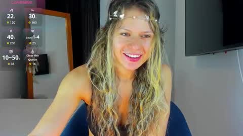 Snapshot of princessmariana25 chatting on 30, 11, 2025 princessmariana25 online show from 30, 11, 2025