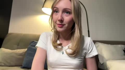 Snapshot of princessmood chatting on 22, 4, 2026 Kate online show from 22, 4, 2026