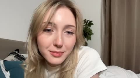 Snapshot of princessmood chatting on 24, 4, 2026 Kate online show from 24, 4, 2026