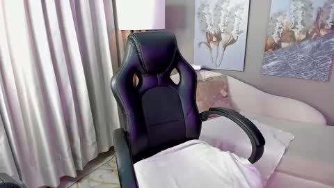 Priya Rose online show from 22, 2, 2025