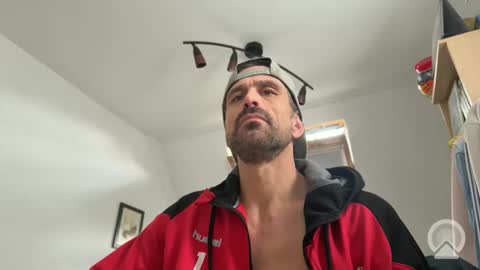 Dutchieeeee8 online show from 11, 4, 2026