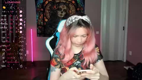 Di online show from 4, 12, 2025