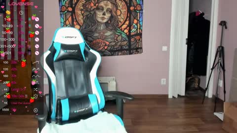 Snapshot of project_hisoka44 chatting on 10, 4, 2026 Di online show from 10, 4, 2026