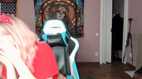 Snapshot of project_hisoka44 chatting on 21, 4, 2026 Di online show from 21, 4, 2026