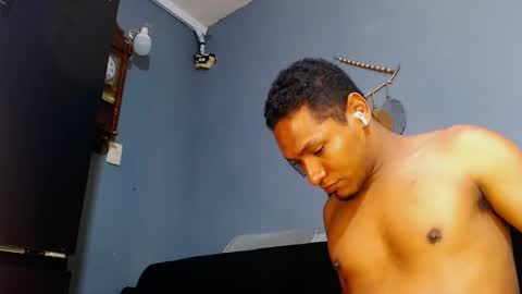 Grande y Gruesa online show from 10, 2, 2025