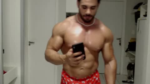 Snapshot of promuscles4u chatting on 22, 12, 2024 promuscles4u online show from 22, 12, 2024