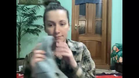 Snapshot of proud_sweet_21 chatting on 19, 4, 2026 proud sweet 21 online show from 19, 4, 2026