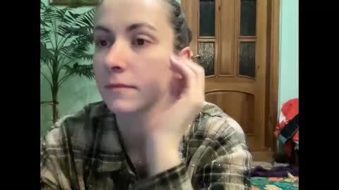 Snapshot of proud_sweet_21 chatting on 28, 4, 2026 proud sweet 21 online show from 28, 4, 2026
