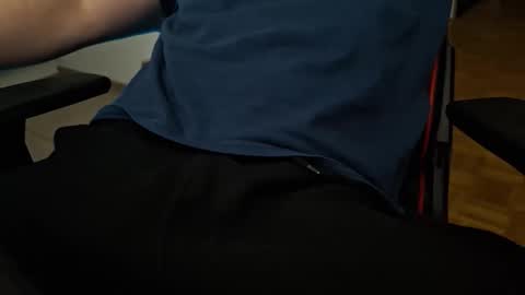 Snapshot of pryli27 chatting on 19, 3, 2026 pryli27 online show from 19, 3, 2026