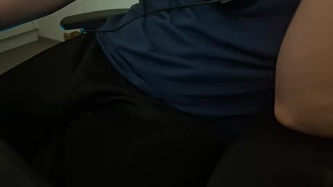 Snapshot of pryli27 chatting on 12, 4, 2026 pryli27 online show from 12, 4, 2026