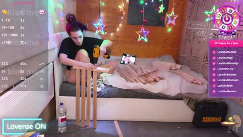 Snapshot of ps4pro chatting on 10, 2, 2025 Queen of Pain online show from 10, 2, 2025